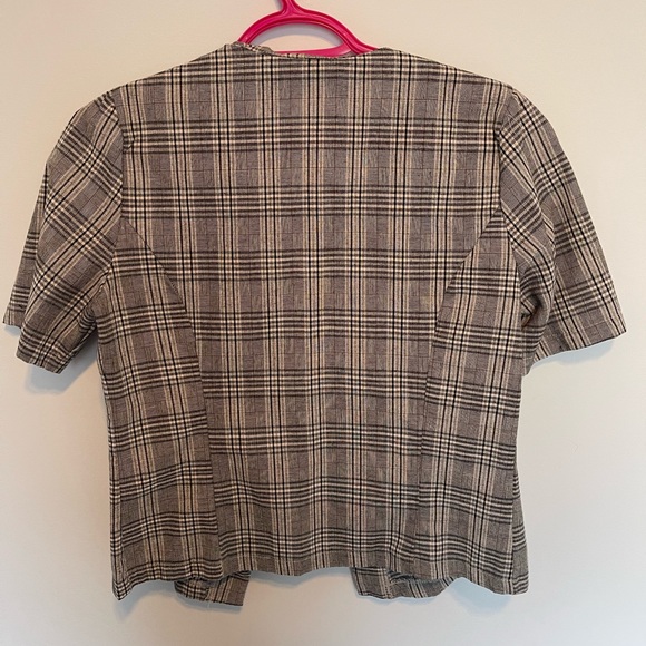 Plaid Shawl / Top - Picture 2 of 3